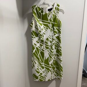 Ronni Nicole Green and White Abstract Mini Dress